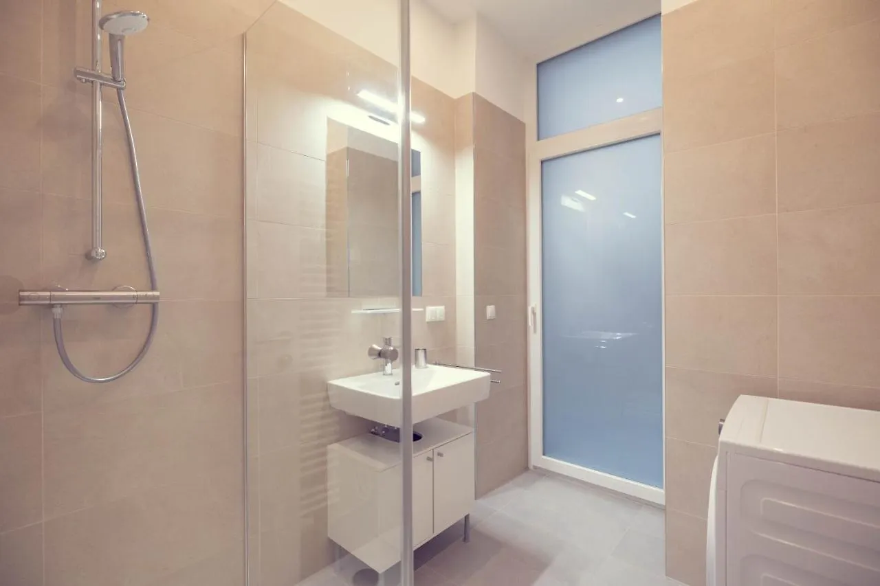 The 77 Frieda Apartment Vienna Austria